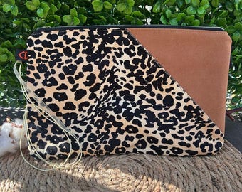 Leopard-print Clutch Bag: Unique Pouch, Make-up Organizer