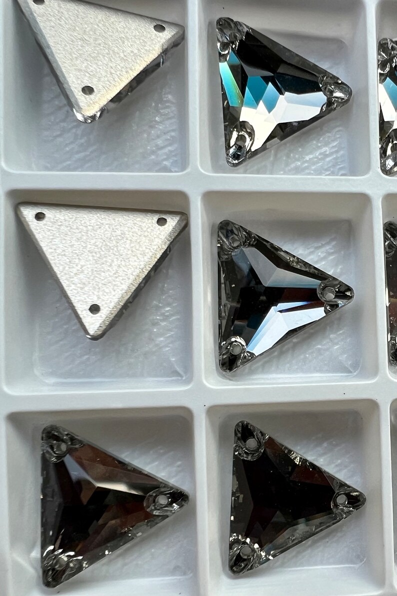 Black Diamond / Grey Sew on Glass Crystal Triangle Flatback Rhinestone ...