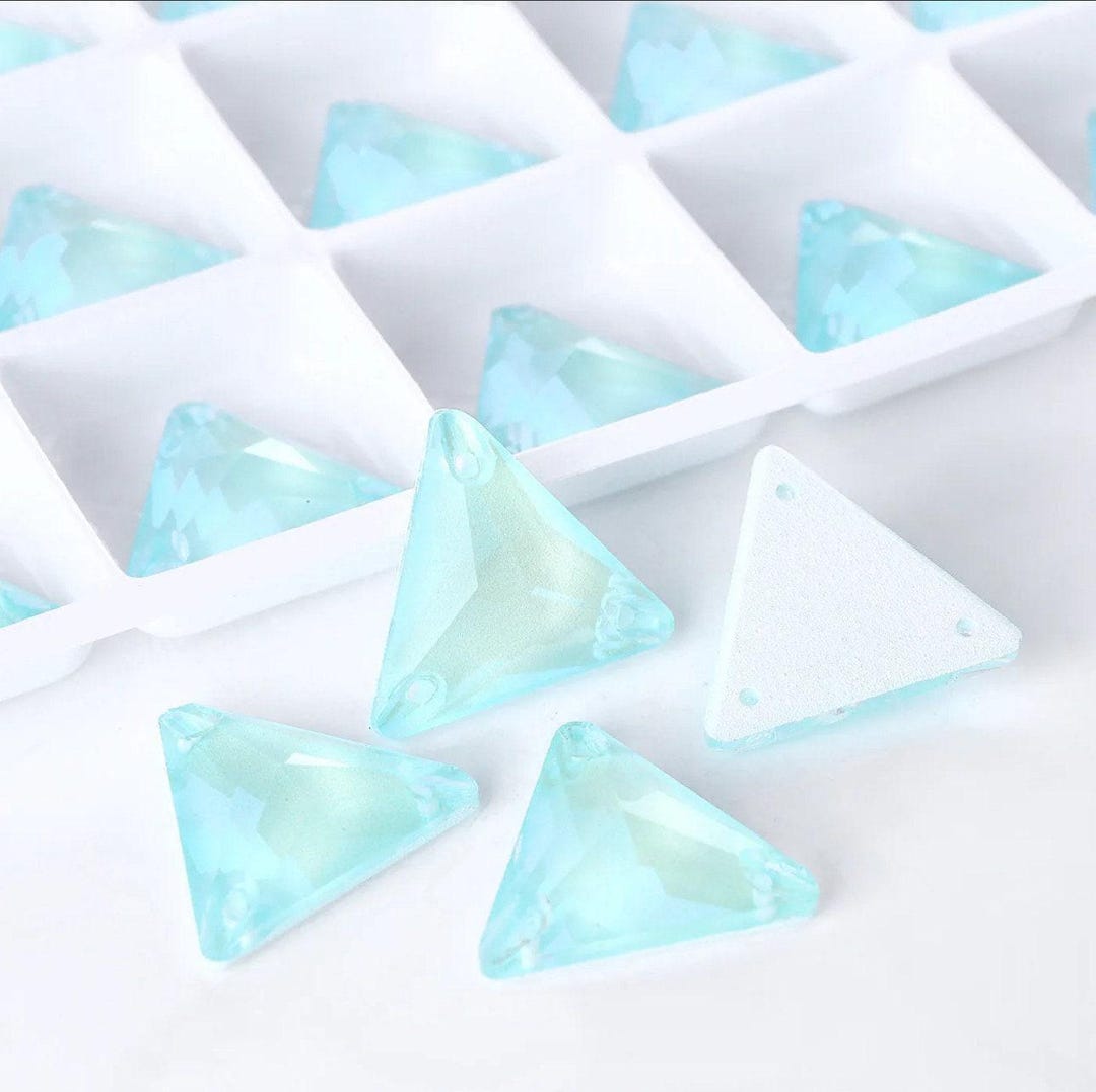 Light Azore EN / Mint Delite 3270 Sew on Glass Crystal Triangles 12mm ...