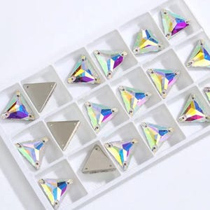 Kristall AB 3270 Sy-på Glaskristall Triangel Strassstenar med Flatback 12 mm, 16 mm och 22 mm Premium K9 Glas Ädelstenar Norrsken Borealis