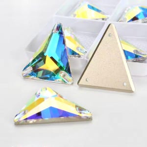 スワロフスキー4728番、10x7mmと16x12mmのハーフラウンドファセット