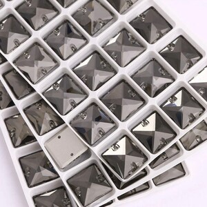 Black Diamond / Grau - Aufgenähter Glaskristall 3240 Quadrat Flatback Strass - 12 mm 14 mm 16 mm & 22 mm - Premium K9 Glas Edelsteine