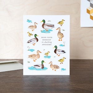 Carte d'anniversaire canards - style dessiné à la main - intérieur vierge