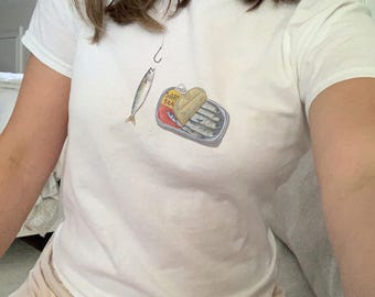 Tinned Fish Baby Tee Aesthetic Seafood Shirt Sardine Coquette Top Y2k European Summer Clothes Soft Girl Tshirt Preppy 90s Graphic Tee Gift