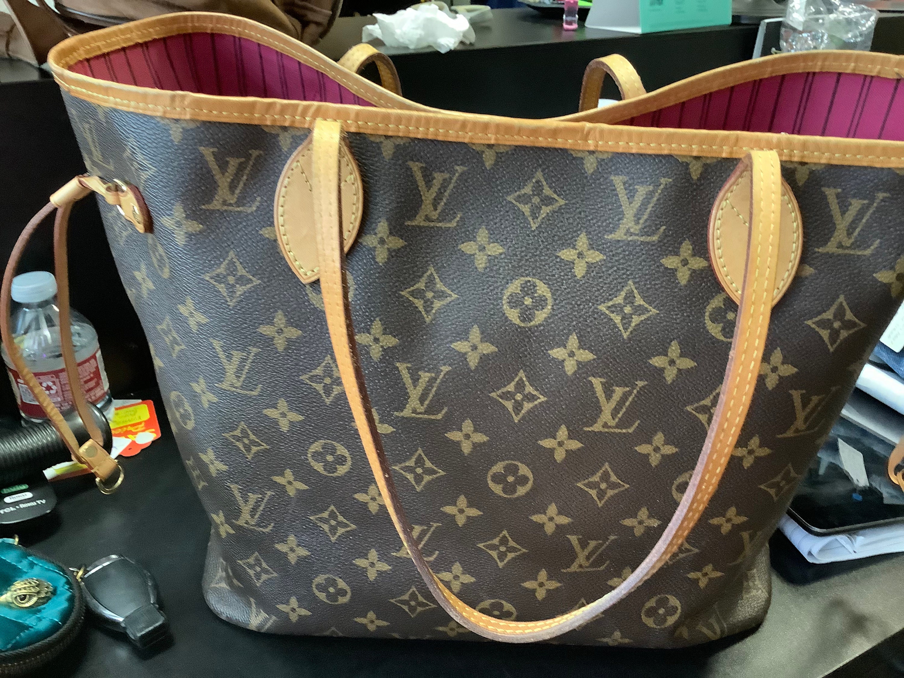 Vuitton Shoulder Bag 