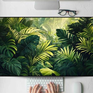 Tapis de bureau Superpositions de la jungle dans une végétation luxuriante, tapis de souris de jeu, grand tapis de souris, tapis de clavier MTG pour travail, jeu, bureau, maison XL