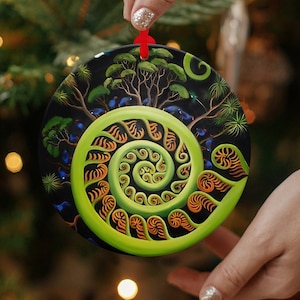 New Zealand Tree Fern Aluminum Ornament. The vibrant colors of the endemic birds and landscapes of our beautiful Aotearoa.