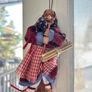 Decorative Kitchen Witch Opalina red | Handmade