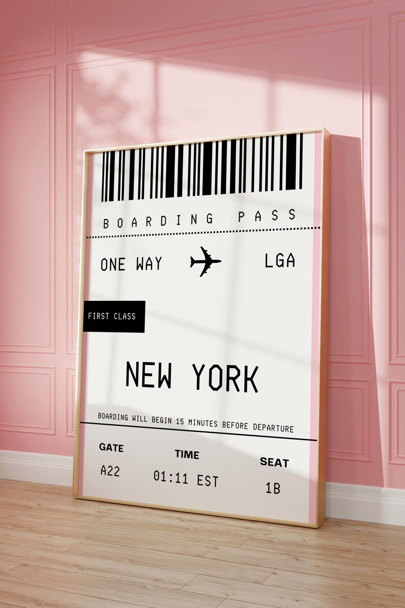 Pode incluir: Um cart&atilde;o de embarque imprim&iacute;vel em preto e branco com o texto "BOARDING PASS", "ONE WAY", "LGA", "FIRST CLASS", "NEW YORK", "BOARDING WILL BEGIN 15 MINUTES BEFORE DEPARTURE", "GATE", "TIME", "SEAT", "A22", "01:11 EST" e "1B".