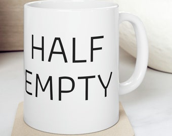 Taza de cerámica blanca divertida medio vacía de 11 oz,