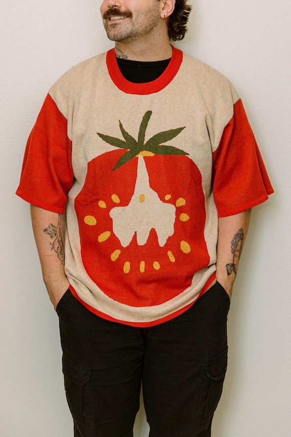 Knitted Tomato T-shirt: Pixelated Garden Veggie Tee - Etsy Israel