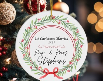 First Christmas Married Personalized Tree Ornament Gift for Newlywed Couple - Wedding Keepsake - Mr. and Mrs. - 1st Christmas Together
