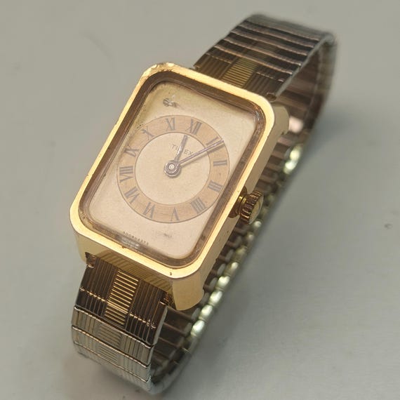 Vintage Timex Rectangular Quartz Watch Roman Nume… - image 9