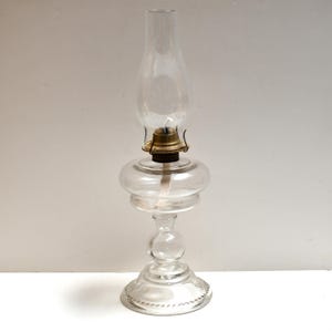 Tall Antique Glass Oil Lamp – Clear Pressed Glass with EAGLE Burner – Chimney & Wick Included – 19.5&quot; Pedestal Kerosene Lamp