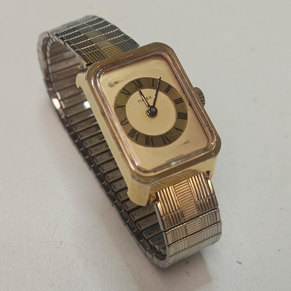 Vintage Timex Rectangular Quartz Watch Roman Nume… - image 11