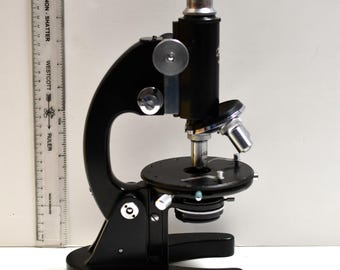 ヴィンテージ顕微鏡 Vintage Japanese Metal Microscope Set: Mid Century Lab Decor - Etsy