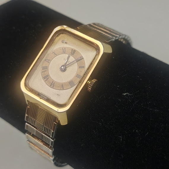 Vintage Timex Rectangular Quartz Watch Roman Nume… - image 1