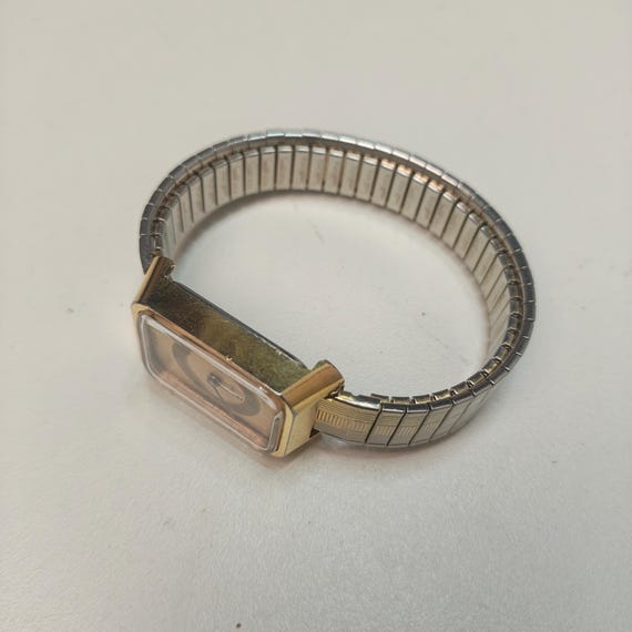 Vintage Timex Rectangular Quartz Watch Roman Nume… - image 17