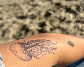 Jellyfish Tattoo | Temporary Semi Permanent Tattoo | Vegan Tattoo Plant Based Tattoo | Ocean Tattoo | Realistic Tattoo | Festival Body Art