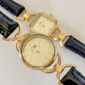 Vintage Style Round Face Gold Watch for Women Small Face, Leather Strap Wristwatch image 5