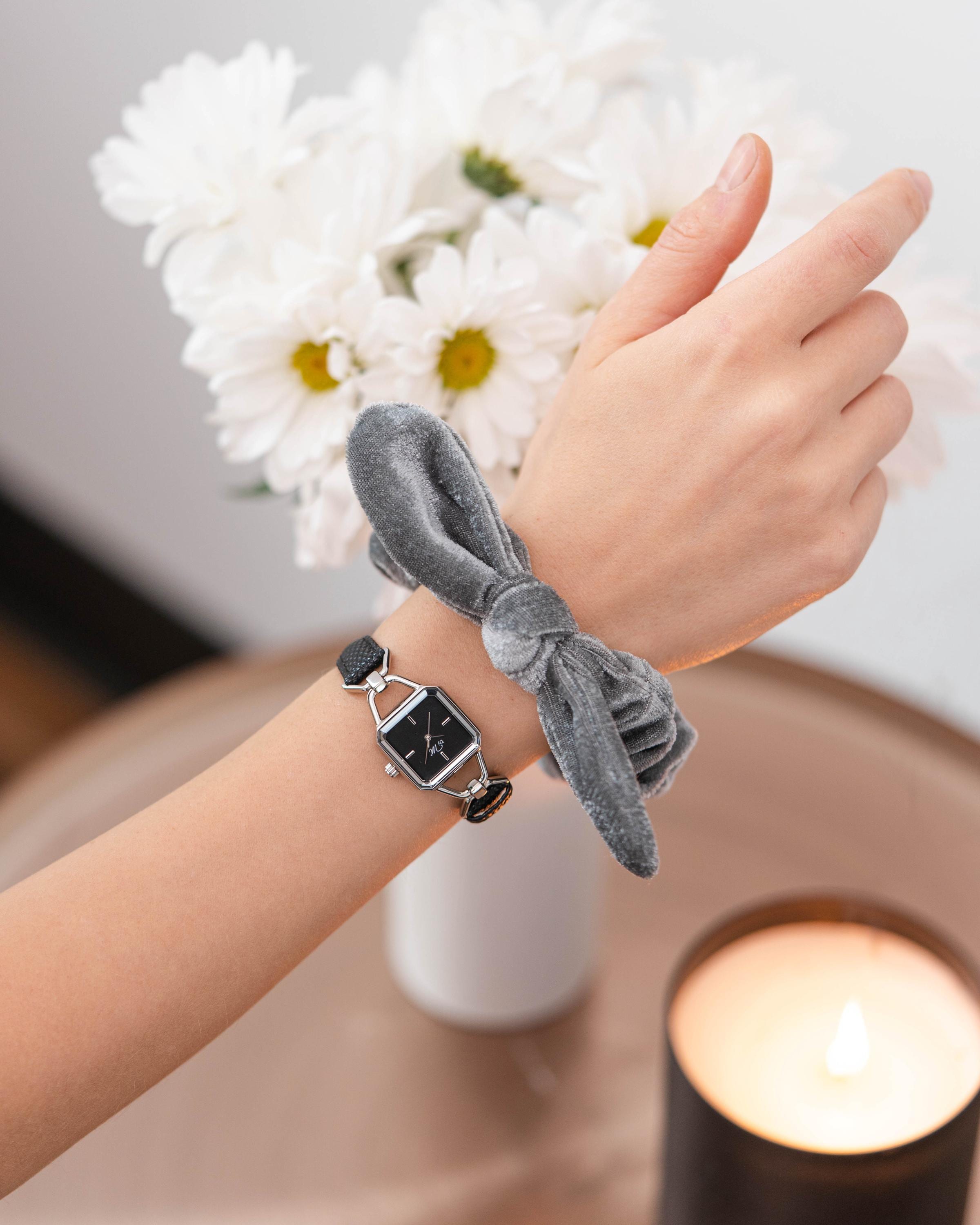 Women\'s Silver Leather Strap Classic Casual Fashion Square Dail Wrist Watch Fashion Minimalism Women Watches Small Square Dial Leather  main image 2