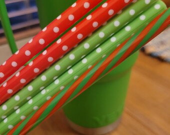 5-9" 16/20oz RED/GREEN-Striped-Polka dot Print Holiday straws-Grande *Kid* cup size