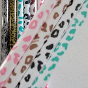 PiCK! Canudos dobráveis de silicone e plástico com estampa de animal de 12&quot; em formato de chita/leopardo