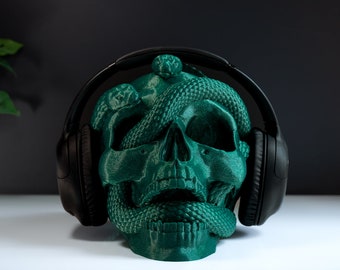 Skull with Snakes Headphone Stand: Gothic Gaming Headset Holder