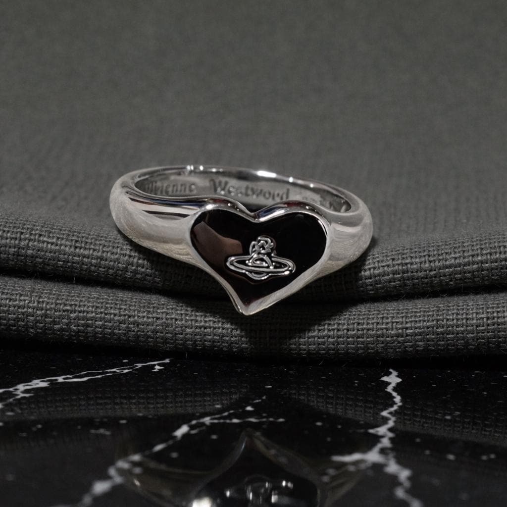 Vivienne westwood heart ring - Etsy 日本