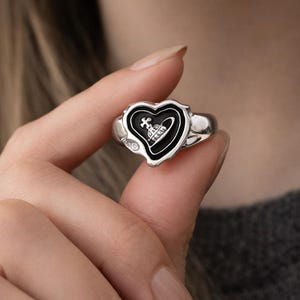 Vivienne westwood heart ring - Etsy 日本