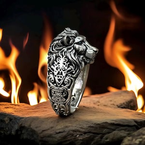 Engraving Lion Ring - 925 Sterling Silver | Bold & Royal Statement Ring for Men| By iJewellr