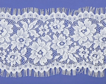 Vintage White Eyelash Lace - 5 1/2" Wide