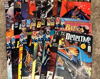 Detective comics comic book lot of 30 book 601-1030 see description