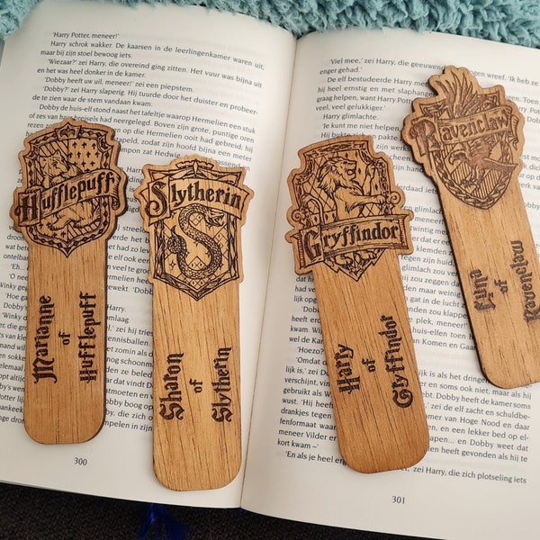 Marque-page en bois inspiré de Harry Potter - Maisons de Poudlard - Cadeau d’amateur de livres - Gryffondor, Serdaigle, Poufsouffle, Serpentard - Cadeau Potterhead