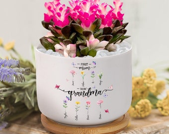 Personalized First Mom Now Grandma Plant Pot, Mom Kids Birth Month Flower Grandma Succulent Pot, Mother's Day Gift for Mimi Gardener