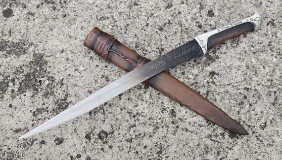 Jamis's Crysknife Dune Replica