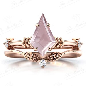Art Deco Rose Quartz Engagement Ring Set 14K Rose Quartz 2 Piece Wedding Ring Set Vintage Leaf Design Ring Set Promise Ring Set For Her