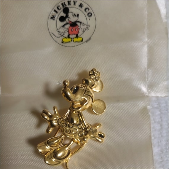 Lapel  pin Disney Minnie Mouse - image 1