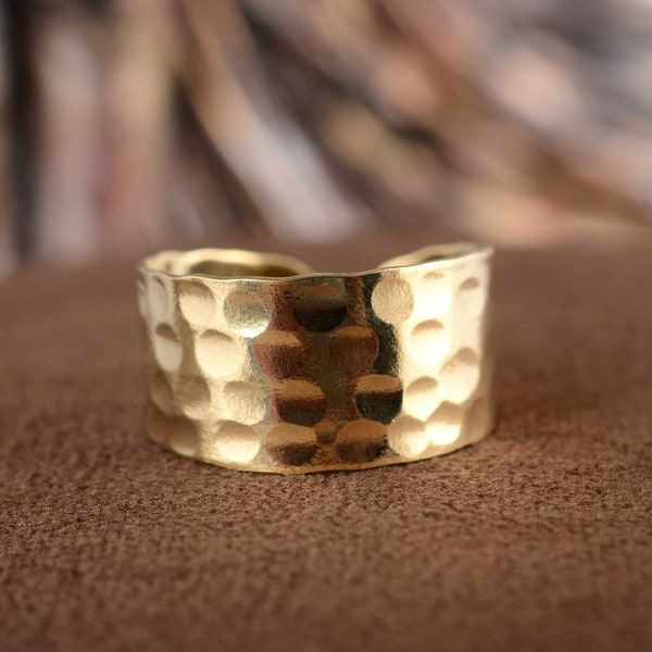 Mens Hammered Solid Brass Ring, Rustic Hammered Golden Brass Wedding Band, Custom Engraved, Hammered Texture Matte Ring, Best Gift For Men