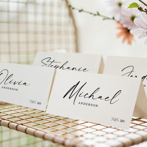 Modern Wedding Place Card Template, Minimalist Name Cards, Script Table Place Name Card Seating, DIY Canva Editable