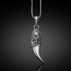 Collier pendentif masque oni en argent sterling : bijoux gothiques japonais