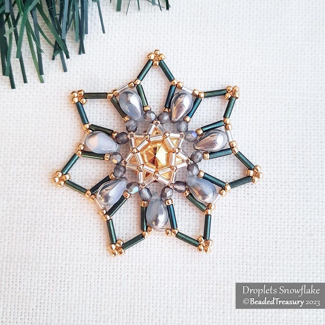 DROPLETS SNOWFLAKE Beading Tutorial With Crystal Rivoli and Bugle Beads ...