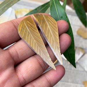 Piedras preciosas de nácar, tallas de nácar en pares, fabricación de joyas, cabujón hecho a mano, venta al por mayor, par de piedras preciosas de perla a juego