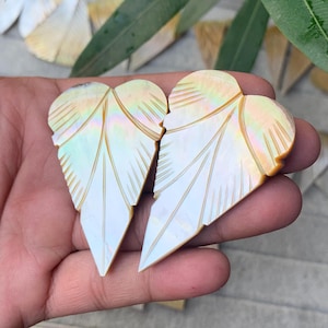 Mother of Pearl Carving Pair Gemstone, Mother of Pearl Pair Crystal, Mother of Pearl Shell Carving Gemstone For Jewelry Making Pair Stone