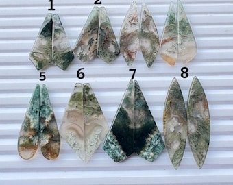 Par av ädelstenar i mossagat, par av blandade former, par av naturliga mossagat-cabochoner, lösa ädelstenar, till smycken, örhängen