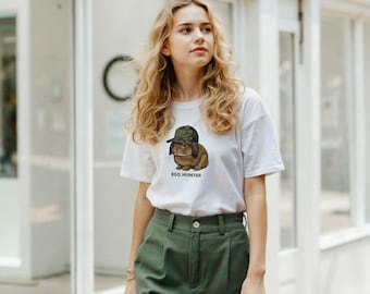 Cute Bunny Egg Hunter T-shirt | Funny Camo Rabbit Tee | Easter Gift for Kids Adults