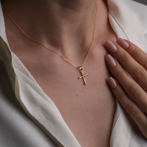 14K Gold Minimalist Cross Necklace, Gold Crucifix Necklace, Religious Women Jewelry, Handmade Diamond Necklace, Mothers Day Gift For Mom, Daughter Sister Mother Girlfriend Woman Wife Gifts, Handmade Unisex Unique Jewelry, Jesus Christ Pendant