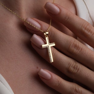 14K Gold Chic Cross Necklace, Dainty Diamond Cross Pendant, Christian Jewelry Gifts, Gold Cross Charm, Tiny Cross Necklace, Mothers Day Gift, Women Jewelry, Daughter Sister Mother Grandma Lover Girlfriend Gifts, Minimalist Design Jewelry Pendant