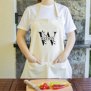 Custom Apron, Name Apron, Personalized Apron, Women Aprons, Apron for Men, Dad Apron, Cooking Apron, Baking Apron, Kitchen Apron, Chef Apron