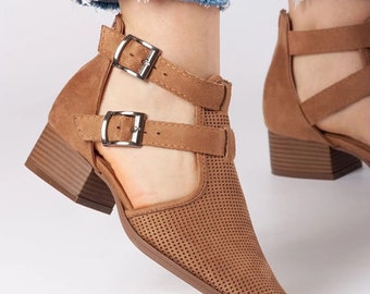 Women's Laser Cut Double Buckle Back Zipper Low Heel Shoes Brown Pointed Toe Suede Summer Shoes